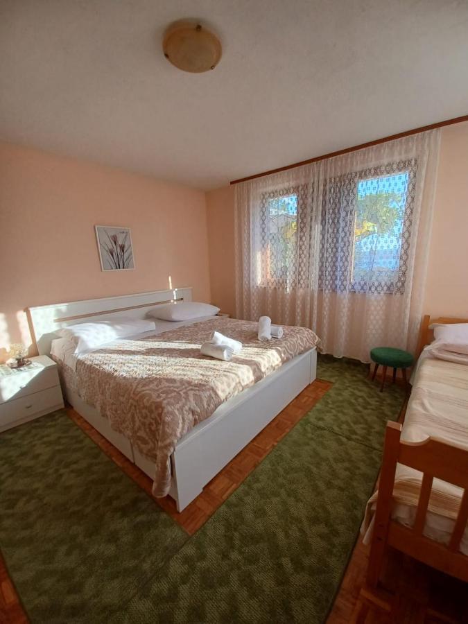 קריקווניצה Apartments Simona מראה חיצוני תמונה
