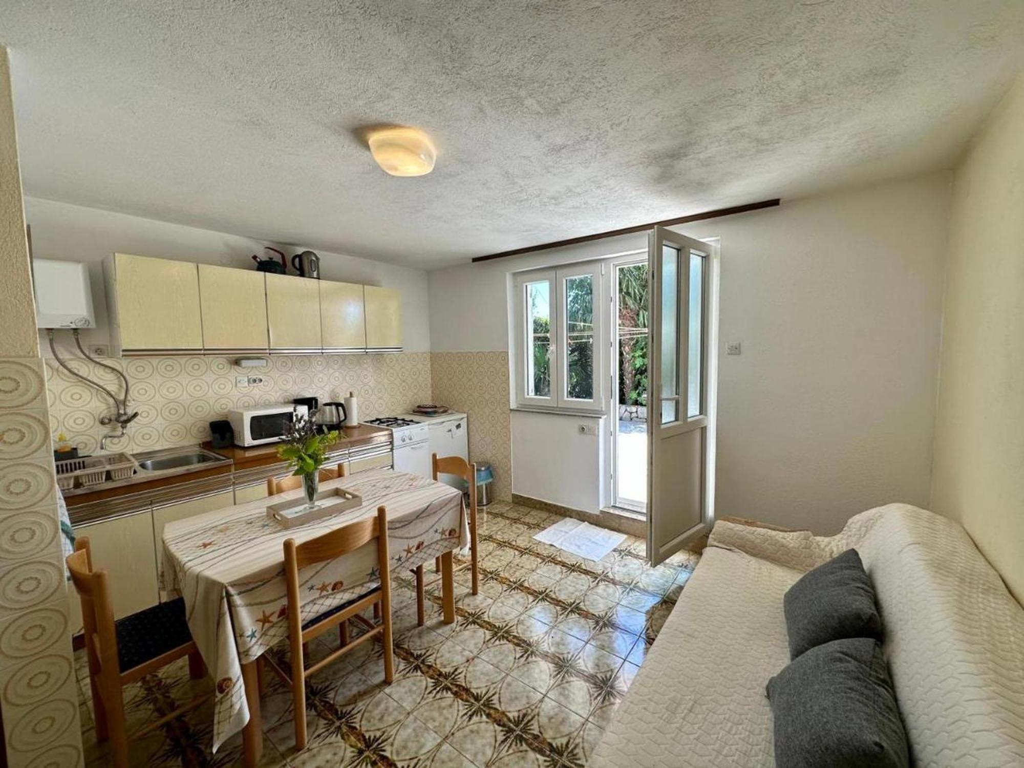 קריקווניצה Apartments Simona מראה חיצוני תמונה